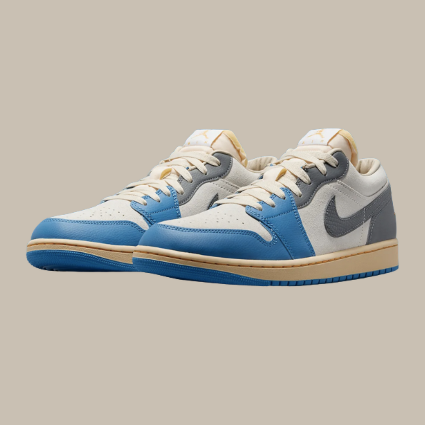 AccidentalFashionIcon_AirJordan1_Low_Vintage_UNC_grey_pairs