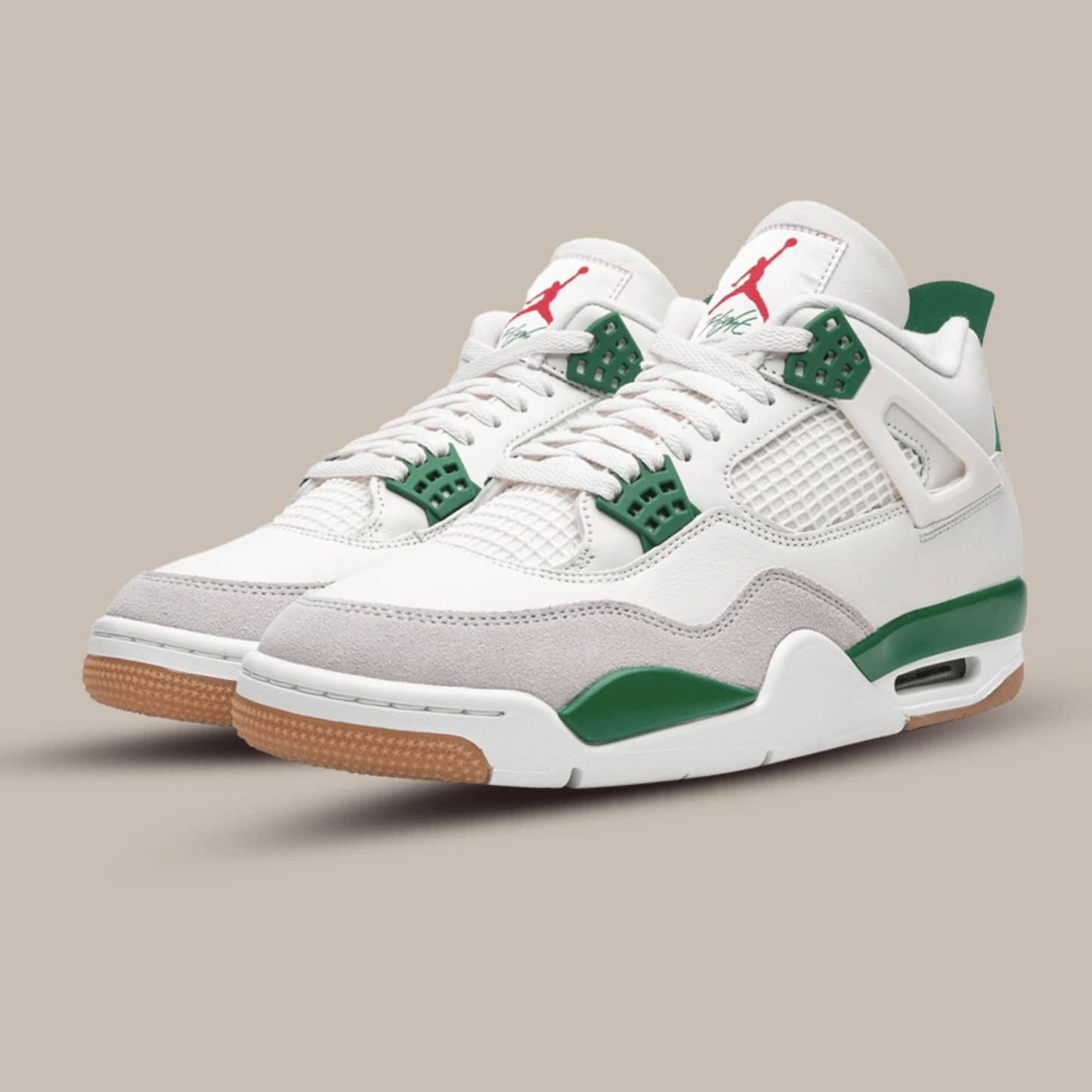 AccidentalFashionIcon_AirJordan4_Retro_SB_Pine_Green_Pairs