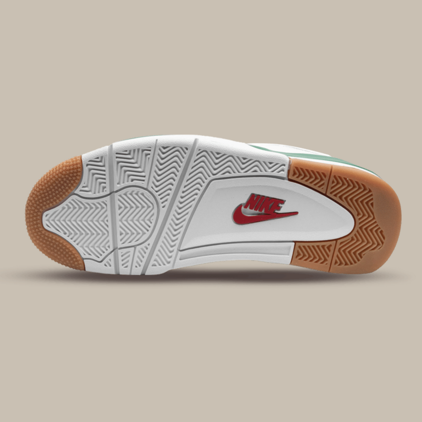AccidentalFashionIcon_AirJordan4_Retro_SB_Pine_Green_Sole