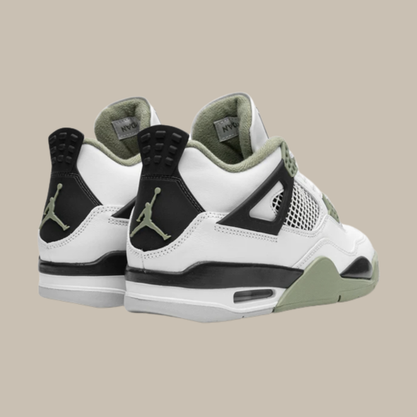 AccidentalFashionIcon_AirJordan4_Retro_WMNS_Seafoam_Backview