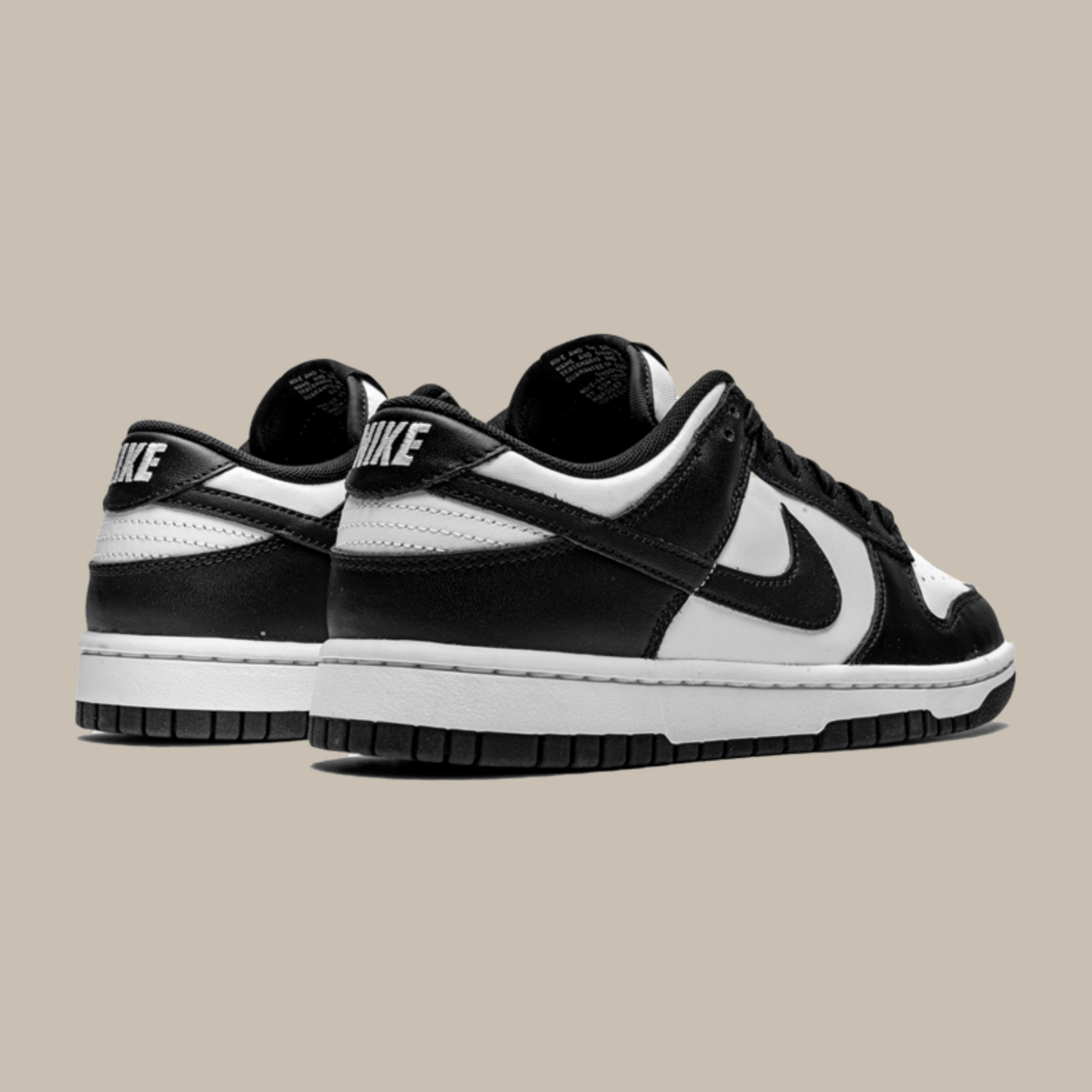 AccidentalFashionIcon_Dunk_Low_WMNS_White_Black_Panda_2021_Backview