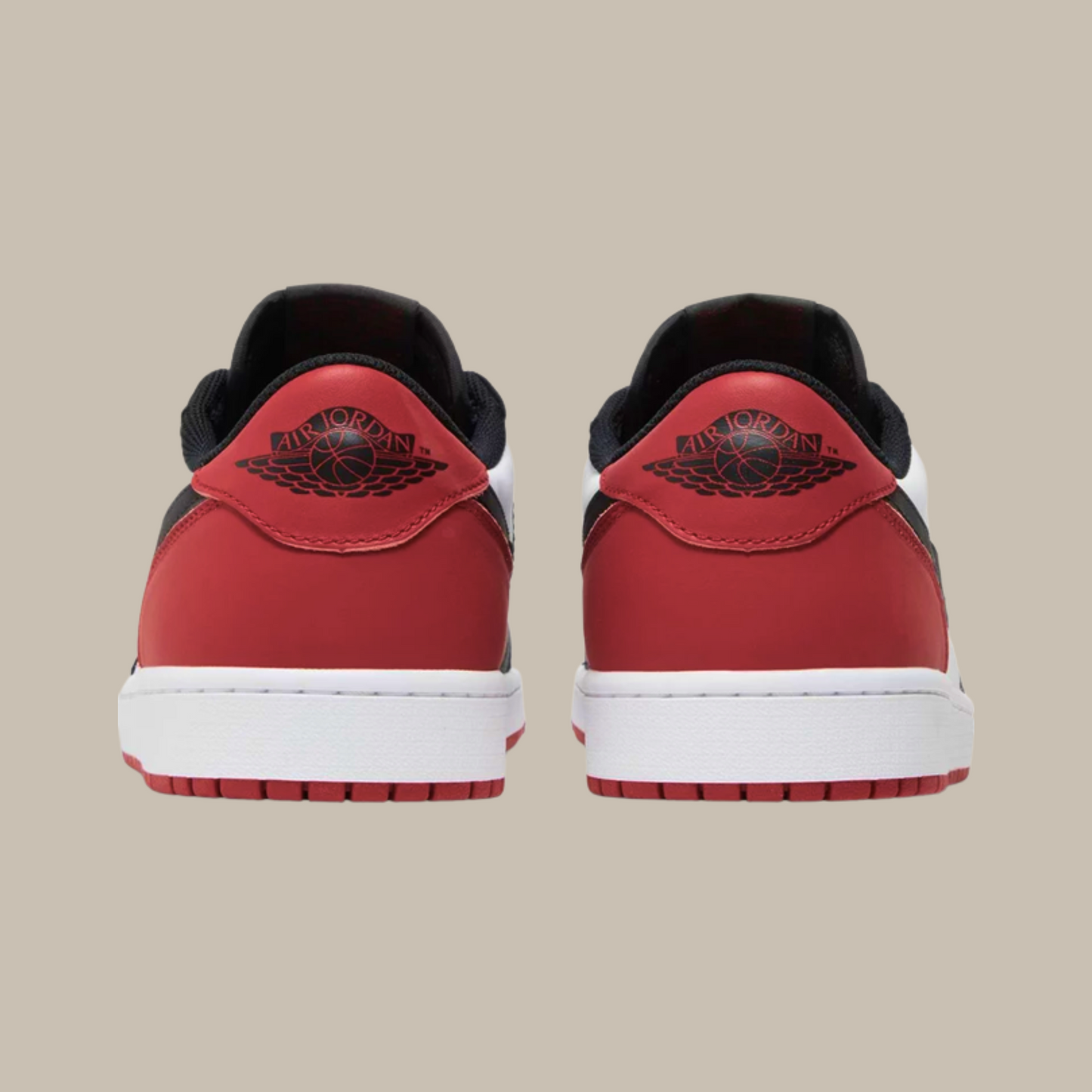 AccidentalFashionIcon_Nike_AirJordan1_Retro_Low_OG_Black_Toe_backview