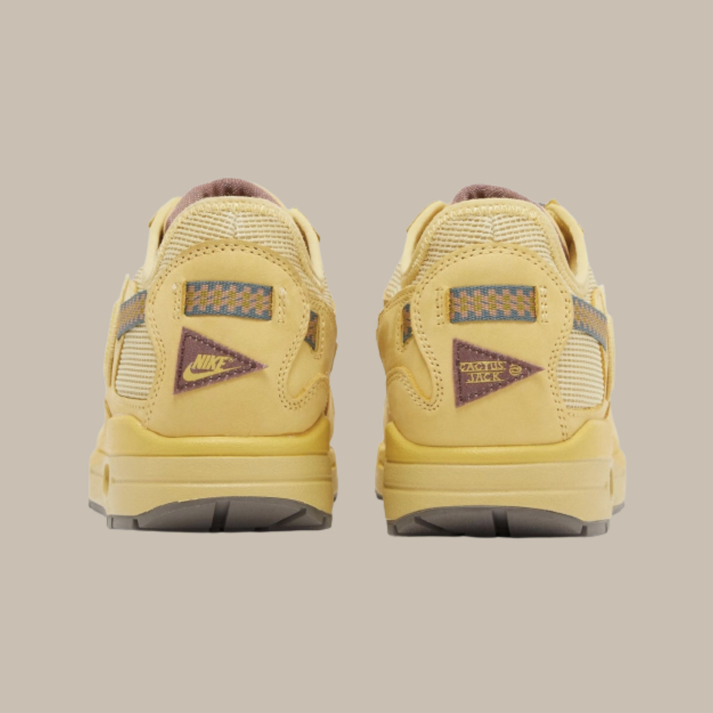 AccidentalFashionIcon_Nike_AirMax1_Travis_Scott_Cactus_Jack_Saturn_Gold_backview