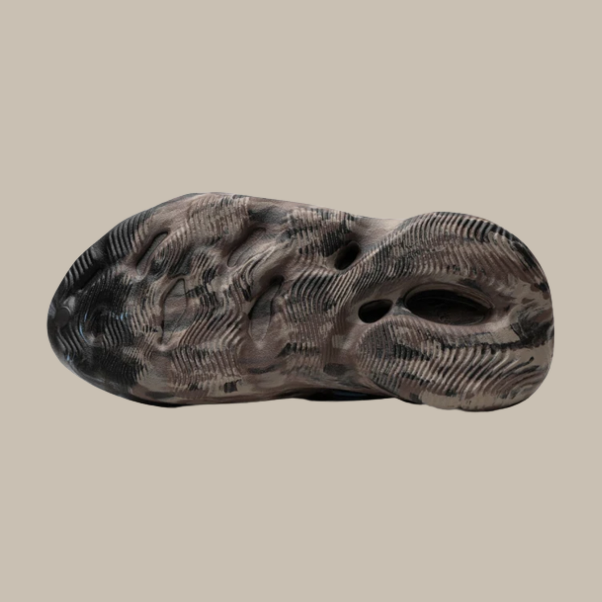 AccidentalFashionIcon_Adidas_Yeezy_Foam_RNNR_MX_Cinder_Sole