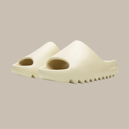 AccidentalFashionIcon_Adidas_Yeezy_Slide_Bone_Pairs