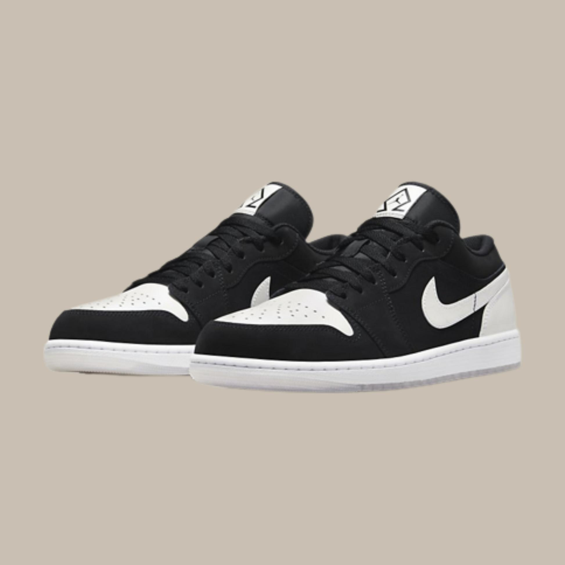AccidentalFashionIcon_AirJordan1_Low_SE_Diamond Shorts_pairs