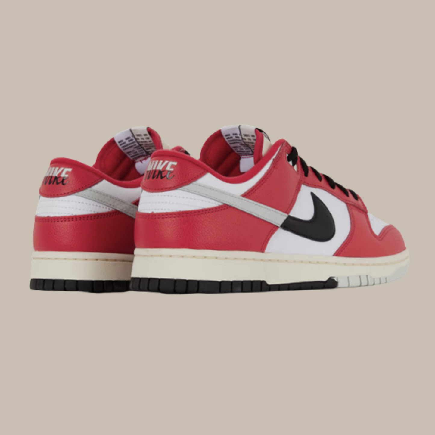 AccidentalFashionIcon_Dunk_Low_Retro_PRM_Chicago_Split_backview